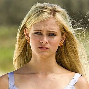 Sara paxton tits